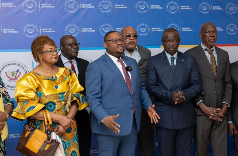 Le Ministre des Finances Doudou Fwamba et l'Intersyndicale de l'ONATRA