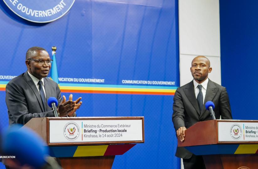 Le ministre du Commerce extérieur, Julien Paluku, et le ministre de la Communication et Médias, Patrick Muyaya