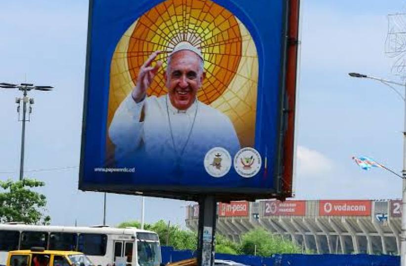 Une affiche publicitaire à Kinshasa. Photo d'illustration.