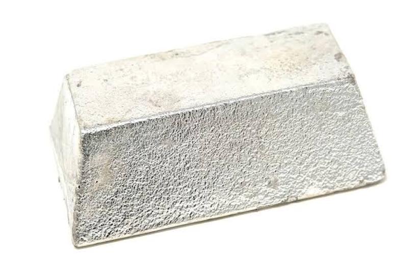 Lingot d'étain brut