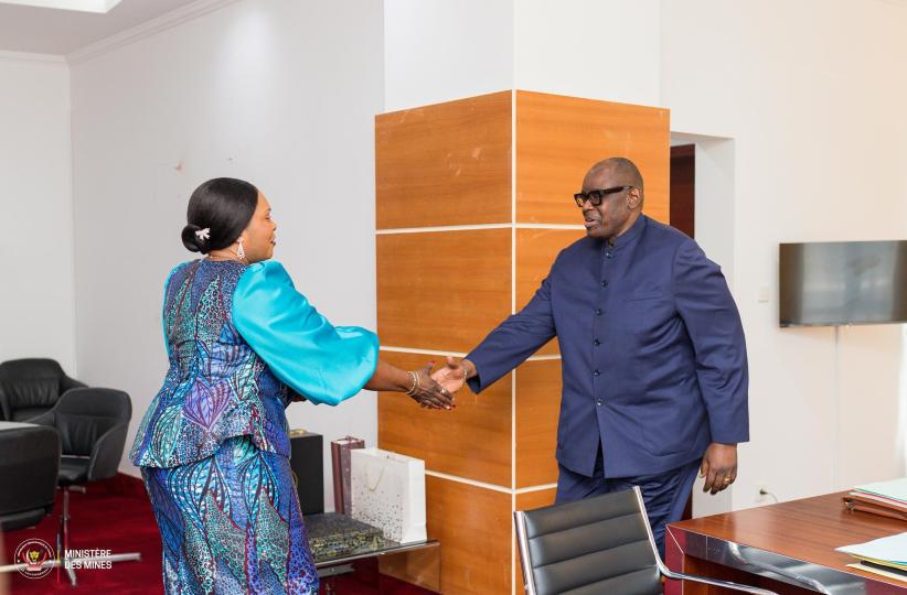 Le nouveau ministre de Mines, Louis Watum, et la Gouverneure de Lualaba, Fifi Masuka, lors leur rencontre vendredi 5 septembre 2025 à Kinshasa